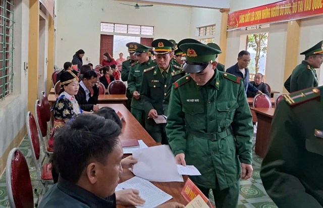 Ngày hội non sông rộn ràng khắp mọi miền tỉnh Nghệ An - Ảnh 4