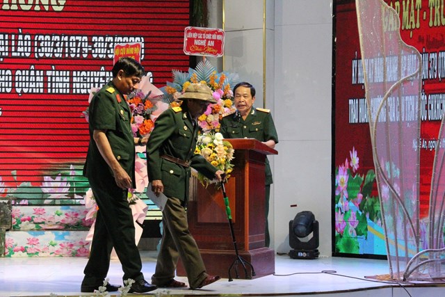 C&oacute; đại biểu l&agrave; thương binh, sức khỏe yếu vẫn&nbsp;đến dự