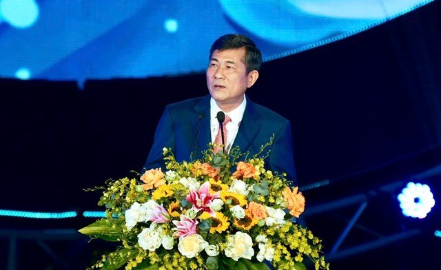 Đồng ch&iacute; Th&aacute;i Văn Th&agrave;nh - Ủy vi&ecirc;n Ban Chấp h&agrave;nh Đảng bộ tỉnh, Ph&oacute; Chủ tịch UBND tỉnh Nghệ An nhấn mạnh, Festival Du lịch Cửa L&ograve; năm 2026 được tổ chức trong kh&ocirc;ng kh&iacute; h&acirc;n hoan của những ng&agrave;y th&aacute;ng Tư lịch sử, l&agrave; sự kiện c&oacute; &yacute; nghĩa quan trọng nhằm quảng b&aacute; h&igrave;nh ảnh đất v&agrave; người xứ Nghệ đến với du kh&aacute;ch trong v&agrave; ngo&agrave;i nước