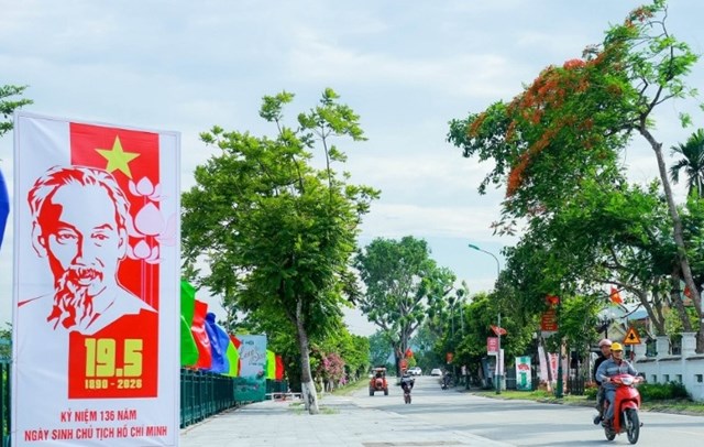 Quang cảnh một tuyến đường L&agrave;ng Sen của x&atilde; Kim Li&ecirc;n
