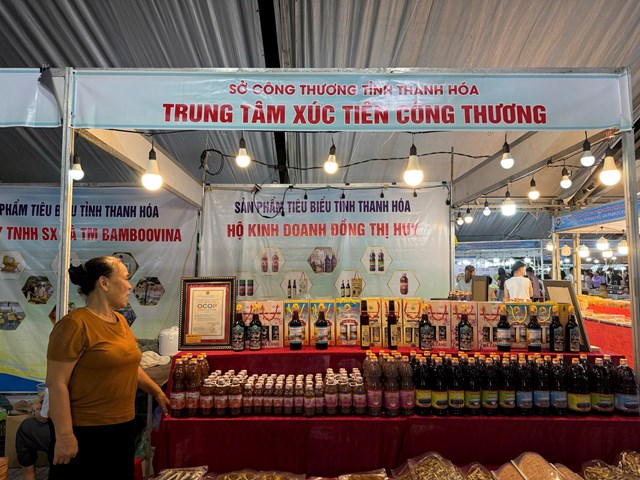 Khai mạc Hội chợ Đặc sản OCOP vùng miền Nghệ An 2026  - Ảnh 1