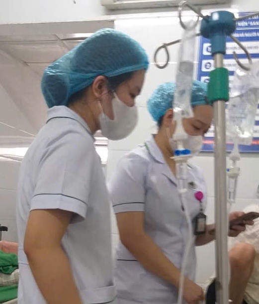 Tôi đã thấy tình người nồng ấm ở Bệnh viện Đa khoa TP Vinh - Ảnh 1