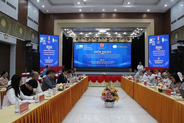 Hội thảo giữa Li&ecirc;n hiệp c&aacute;c tổ chức hữu nghị tỉnh Nghệ An v&agrave; Viện Nghi&ecirc;n cứu C&ocirc;ng nghiệp văn h&oacute;a, Đại học Bắc Kinh Trung Quốc.