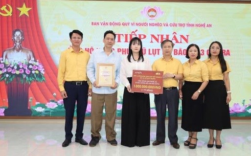 Đ&atilde; c&oacute; hơn 70.000 tổ chức, c&aacute; nh&acirc;n trong v&agrave; ngo&agrave;i tỉnh đ&oacute;ng g&oacute;p ủng hộ người d&acirc;n bị ảnh hưởng bởi ho&agrave;n lưu b&atilde;o số 3