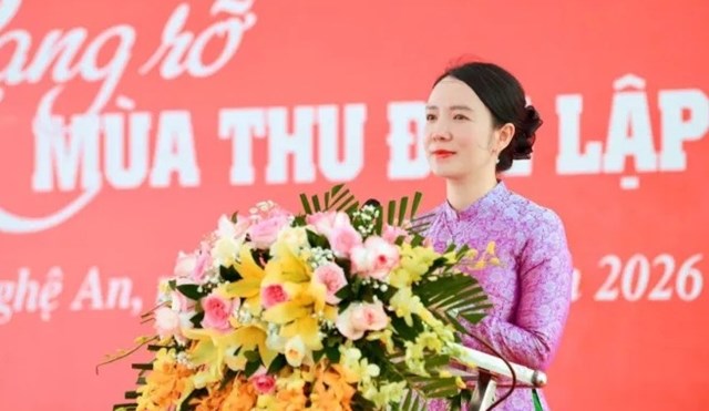 Ph&aacute;t biểu tại lễ khai mạc, b&agrave; Trần Thị Mỹ Hạnh, Gi&aacute;m đốc Sở Văn h&oacute;a, Thể thao v&agrave; Du lịch Nghệ An, nhấn mạnh, m&ugrave;a thu th&aacute;ng T&aacute;m lu&ocirc;n sống m&atilde;i trong t&acirc;m thức người Việt như biểu tượng thi&ecirc;ng li&ecirc;ng của l&ograve;ng y&ecirc;u nước, &yacute; ch&iacute; quật cường v&agrave; kh&aacute;t vọng tự do.