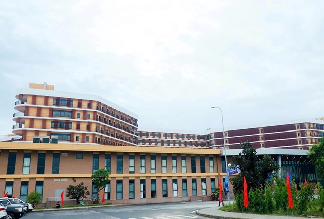 Dự &aacute;n Bệnh viện Ung bướu Nghệ An đ&oacute;ng tr&ecirc;n địa b&agrave;n phường Vinh Hưng, tỉnh Nghệ An giai đoạn 2 c&oacute; tổng mức đầu tư hơn 1.259 tỷ đồng, quy m&ocirc; 1.000 giường đạt chuẩn quốc tế