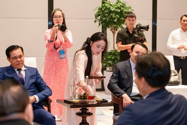 Nghệ nhân trà xứ Nghệ góp phần nối những vòng tay - Ảnh 3