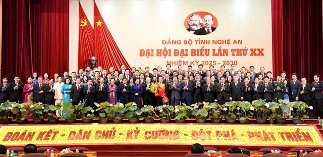 Ban chấp h&agrave;nh mới ra mắt
