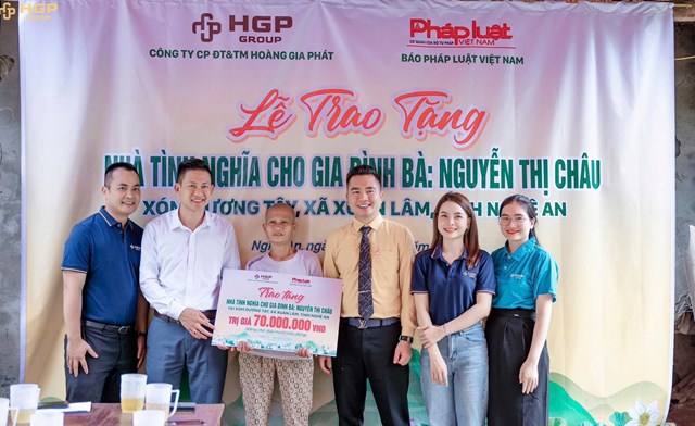 Hỗ trợ l&agrave;m nh&agrave; t&igrave;nh nghĩa cho người c&oacute; ho&agrave;n cảnh kh&oacute; khăn ở Nghệ An