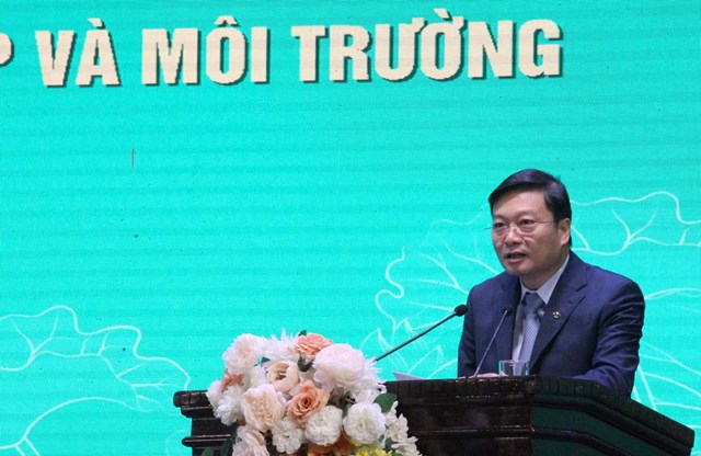 Đồng ch&iacute; L&ecirc; Hồng Vinh - Ph&oacute; B&iacute; thư Tỉnh ủy, Chủ tịch UBND tỉnh Nghệ An ph&aacute;t biểu