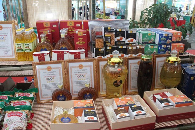 Nghệ An Kết nối cung cầu quảng bá sản phẩm nông nghiệp 2025 - Ảnh 2