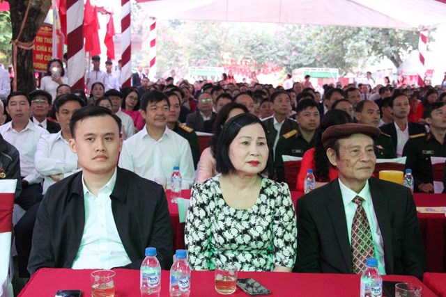 T&#236;m về k&#253; ức tr&#224;n đầy thương mến của nhiều thế hệ thầy tr&#242; THPT Quỳ Ch&#226;u - Ảnh 7