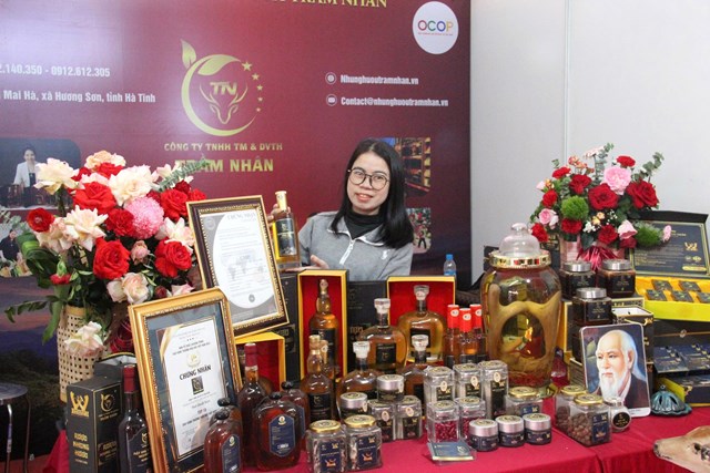 OCOP H&#224; Tĩnh tỏa s&#225;ng tại Hội chợ C&#244;ng thương Bắc Trung Bộ 2025 - Ảnh 2