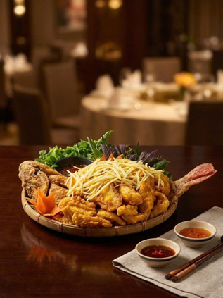 Cuốn Vũ Cẩm: Khi nỗi nhớ Mẹ hóa thành triết lý ẩm thực đa giác quan - Ảnh 3