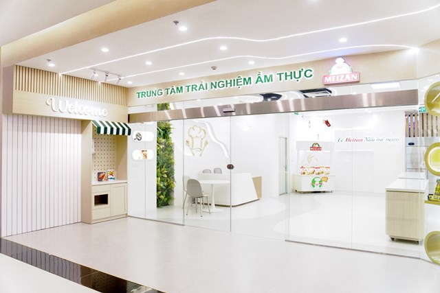 . MCEC H&agrave; Nội ch&iacute;nh thức khai trương tại tầng 4 Vincom Center Phạm Ngọc Thạch, kỳ vọng trở th&agrave;nh điểm hẹn mới cho cộng đồng y&ecirc;u ẩm thực tại thủ đ&ocirc;.