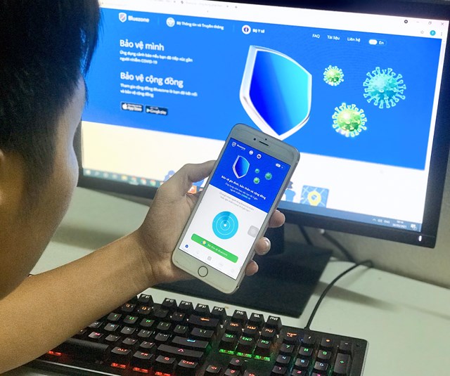 Bluezone là một trong ba ứng dụng khai báo y tế người dân có thể chọn cài để khai báo y tế điện tử phục vụ công tác phòng chống dịch Covid-19.