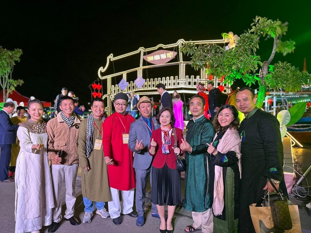 Trà Việt Tú tham dự Lễ hội Tinh hoa Trà Việt năm 2022 tại thành phố Hội An, tỉnh Quảng Nam.