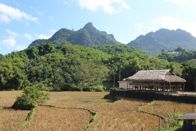 Bản Mường Giang Mỗ (nay là xóm Mỗ) - chốn bình yên. Ảnh: Phi Long.