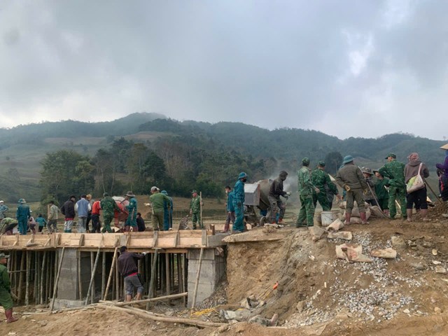 Mùa xuân ấm áp từ những người chiến sĩ Đồn Biên phòng Lóng Sập - Ảnh 4