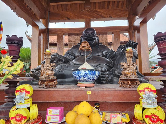 N&#233;t đẹp văn h&#243;a t&#226;m linh tại th&#224;nh phố H&#242;a B&#236;nh - Ảnh 1