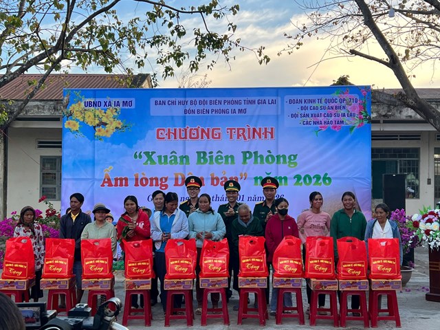 Xuân Biên phòng - Ấm lòng dân bản: Lan tỏa yêu thương giữa núi rừng Gia Lai - Ảnh 3