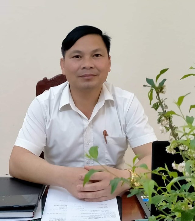 Ông Nguyễn Văn Lập,Phó Bí thư Đảng ủy, Chủ tịch UBND xã Yên Bài. 