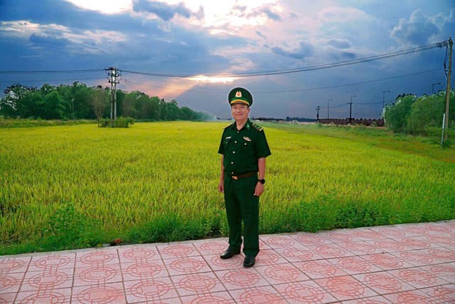 Trung t&aacute; Phạm Khắc Thụ - Ch&iacute;nh trị vi&ecirc;n, Đồn Bi&ecirc;n ph&ograve;ng Cửa khẩu Quốc tế B&igrave;nh Hiệp.