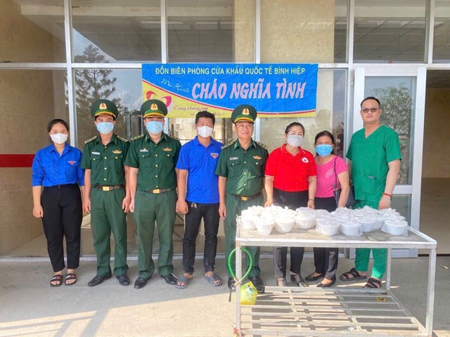 Thắt chặt nghĩa tình quân dân, vững chắc phên dậu Tổ quốc - Ảnh 5