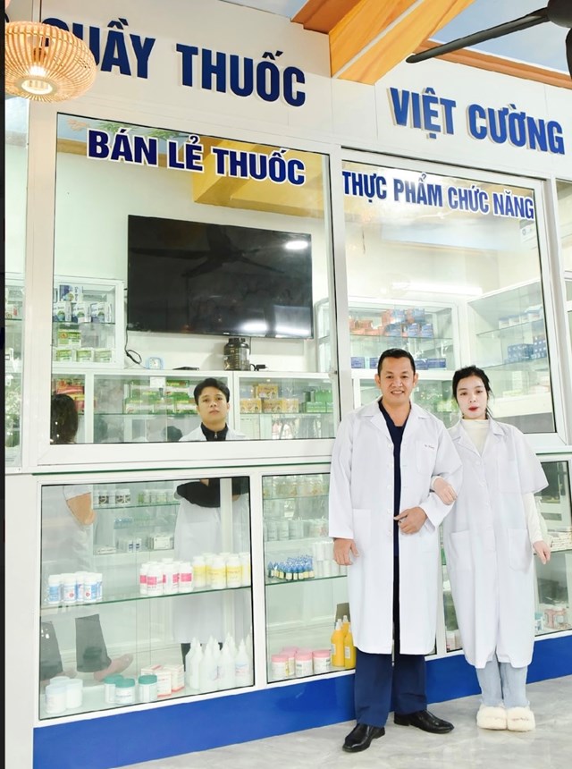 B&#225;c sĩ chuy&#234;n khoa Phạm Văn H&#249;ng: Người thầy thuốc tận t&#226;m với nghề, hướng một l&#242;ng “đem c&#225;i t&#224;i” về phục vụ b&#224; con qu&#234; hương - Ảnh 2