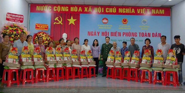 An Giang: Tăng cường sức mạnh đại đo&#224;n kết, x&#226;y dựng thế trận bi&#234;n ph&#242;ng to&#224;n d&#226;n vững mạnh - Ảnh 2