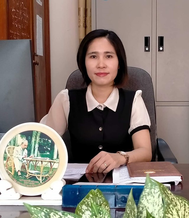  Bà Nguyễn Thị Hiền, Chủ tịch Ủy ban MTTQ xã Sơn Đà.