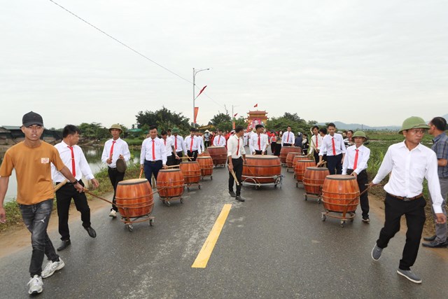 Phú Thọ: Long trọng tổ chức Lễ khánh thành cổng làng Sơn Vi, xã Sơn Thủy - Ảnh 8