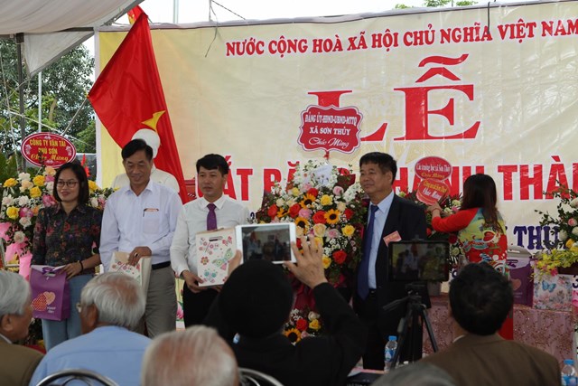 Phú Thọ: Long trọng tổ chức Lễ khánh thành cổng làng Sơn Vi, xã Sơn Thủy - Ảnh 3