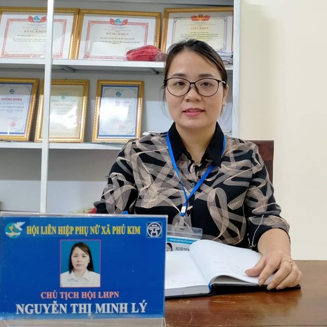 Bà Nguyễn Thị Minh Lý, Chủ tịch Hội LHPN xã Phú Kim. 