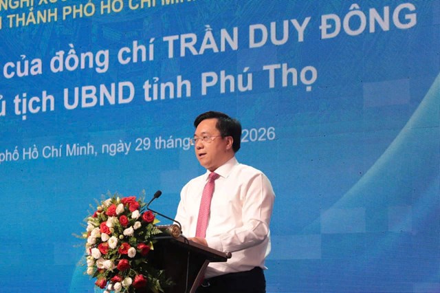Đồng ch&iacute; Trần Duy Đ&ocirc;ng, Chủ tịch UBND tỉnh Ph&uacute; Thọ ph&aacute;t biểu tại hội nghị.&nbsp;&nbsp;