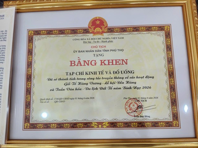Tạp ch&iacute; Kinh tế v&agrave; Đồ uống vinh dự l&agrave; một trong những đơn vị cơ quan b&aacute;o ch&iacute; được Tỉnh ủy, UBND tỉnh Ph&uacute; Thọ tặng Thư khen v&agrave; Bằng khen v&igrave; "Đ&atilde; c&oacute; những đ&oacute;ng g&oacute;p t&iacute;ch cực trong c&ocirc;ng t&aacute;c tuy&ecirc;n truyền Giỗ Tổ H&ugrave;ng Vương, Lễ hội Đền H&ugrave;ng v&agrave; Tuần Văn h&oacute;a - Du lịch Đất Tổ năm 2026".