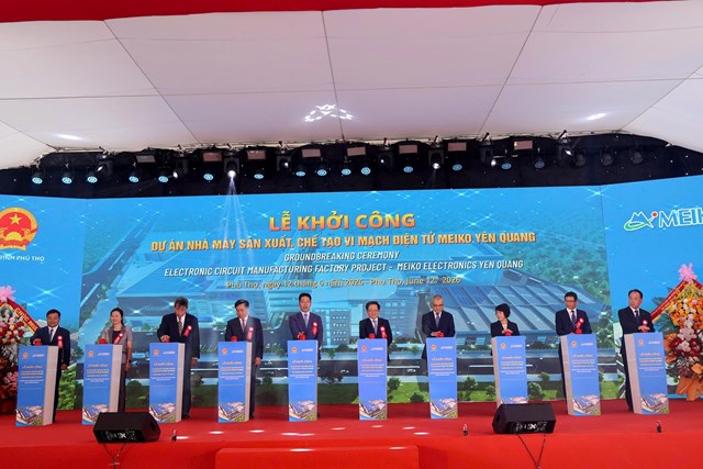 Dự &aacute;n Nh&agrave; m&aacute;y sản xuất, chế tạo vi mạch điện tử Meiko Y&ecirc;n Quang do C&ocirc;ng ty TNHH Điện tử Meiko Y&ecirc;n Quang l&agrave;m chủ đầu tư, được triển khai tr&ecirc;n diện t&iacute;ch hơn 80.000m&sup2; tại l&ocirc; CN-1.3, Khu c&ocirc;ng nghiệp Y&ecirc;n Quang, với tổng vốn đầu tư 13.193 tỷ đồng (tương đương khoảng 500 triệu USD). Nh&agrave; m&aacute;y tập trung sản xuất, gia c&ocirc;ng, lắp r&aacute;p c&aacute;c loại vi mạch điện tử, linh kiện điện tử v&agrave; quang điện tử phục vụ c&aacute;c thiết bị th&ocirc;ng minh thế hệ mới.