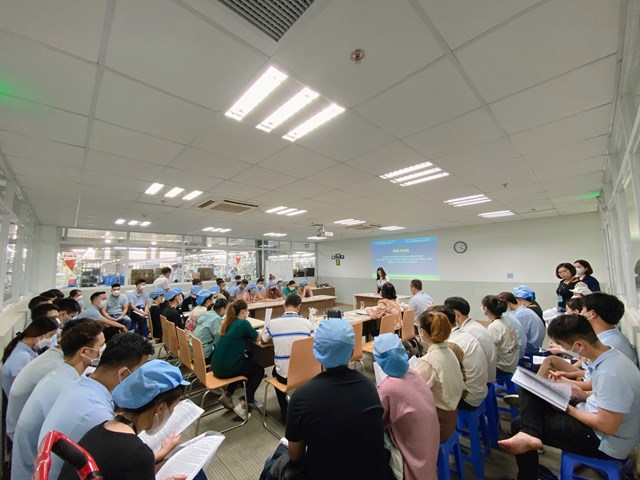 Việc tập trung, chủ động x&acirc;y dựng quan hệ lao động h&agrave;i h&ograve;a&nbsp;l&agrave; nền tảng quan trọng cho sự ph&aacute;t triển bền vững của doanh nghiệp, sự ổn định của x&atilde; hội.
