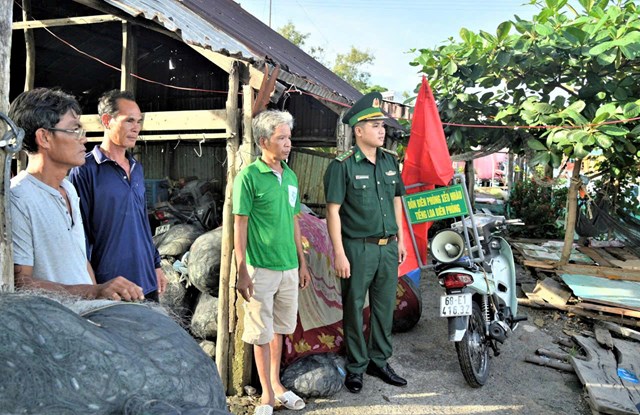 Phát huy sức mạnh lòng dân, xây dựng thế trận biên phòng toàn dân vững chắc - Ảnh 4
