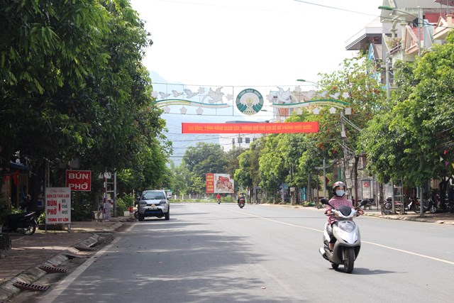 6 th&aacute;ng đầu năm, tốc độ tăng trưởng kinh tế của phường T&acirc;n Thịnh tiếp tục tăng trưởng kh&aacute;.