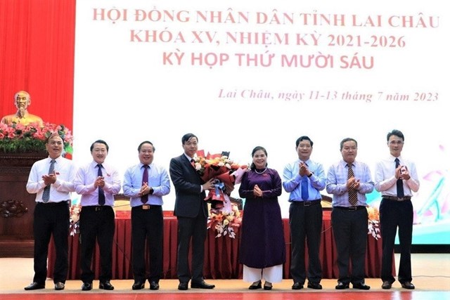 Ông Lê Văn Lương, Phó Bí thư Thường trực Tỉnh ủy, được bầu giữ chức Chủ tịch UBND tỉnh Lai Châu.