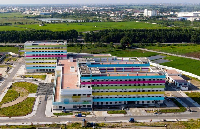 Bệnh viện Nhi Trung ương cơ sở 2 được x&acirc;y dựng khang trang với trang thiết bị hiện đại.