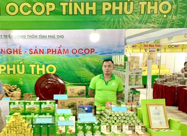 Chương tr&igrave;nh "Mỗi x&atilde; một sản phẩm" (OCOP) kh&ocirc;ng chỉ l&agrave; chương tr&igrave;nh ph&aacute;t triển kinh tế m&agrave; c&ograve;n mang nhiều &yacute; nghĩa chiến lược trong x&acirc;y dựng n&ocirc;ng th&ocirc;n mới v&agrave; ph&aacute;t huy gi&aacute; trị v&ugrave;ng Đất Tổ.