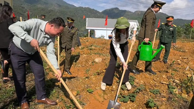 Lễ ph&aacute;t động &ldquo;Tết trồng c&acirc;y đời đời nhớ ơn B&aacute;c Hồ&rdquo; năm 2026.