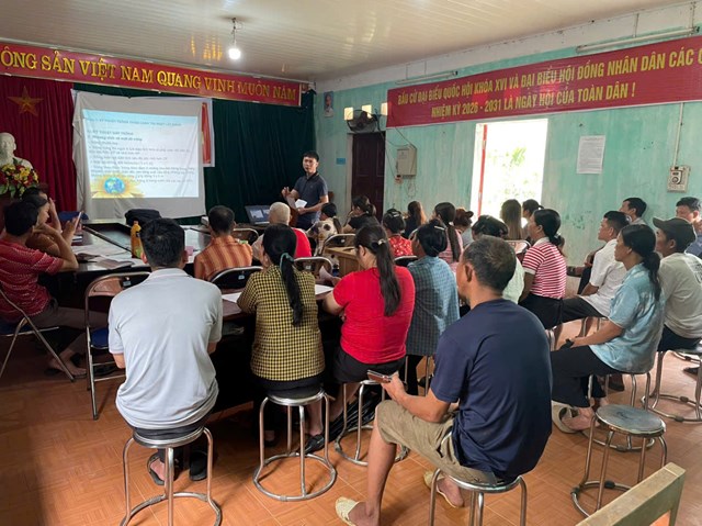 Ng&agrave;y 19/5/2026, Trung t&acirc;m Khuyến n&ocirc;ng tỉnh Ph&uacute; Thọ phối hợp với Ph&ograve;ng kinh tế x&atilde; Cao Sơn triển khai m&ocirc; h&igrave;nh: &ldquo;Li&ecirc;n kết trồng c&aacute;c loại măng, tre phục vụ nội ti&ecirc;u v&agrave; xuất khẩu&rdquo;. Th&ocirc;ng qua m&ocirc; h&igrave;nh nhằm từng bước chuyển đổi cơ cấu c&acirc;y trồng ph&ugrave; hợp với điều kiện địa phương, n&acirc;ng cao hiệu quả sử dụng đất, tạo th&ecirc;m việc l&agrave;m v&agrave; tăng thu nhập cho người d&acirc;n. Đồng thời g&oacute;p phần h&igrave;nh th&agrave;nh v&ugrave;ng nguy&ecirc;n liệu tre, măng tập trung phục vụ nhu cầu ti&ecirc;u thụ trong nước v&agrave; hướng tới xuất khẩu trong thời gian tới.