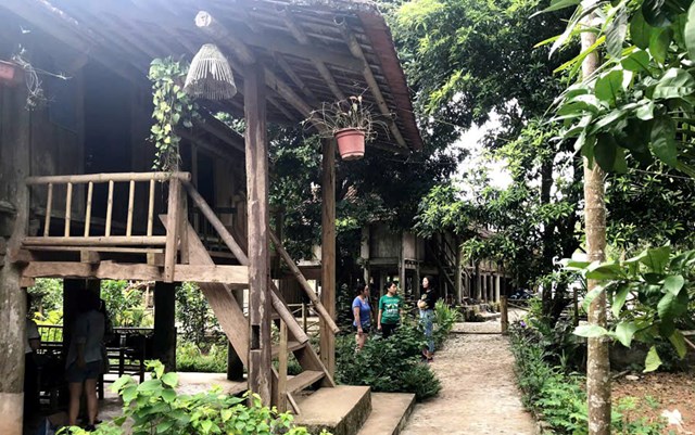 Mường Bi vững bước trên hành trình phát triển toàn diện - Ảnh 3