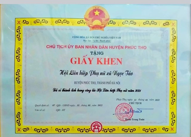 Hội LHPN xã Ngọc Tảo được UBND huyện khen thưởng.