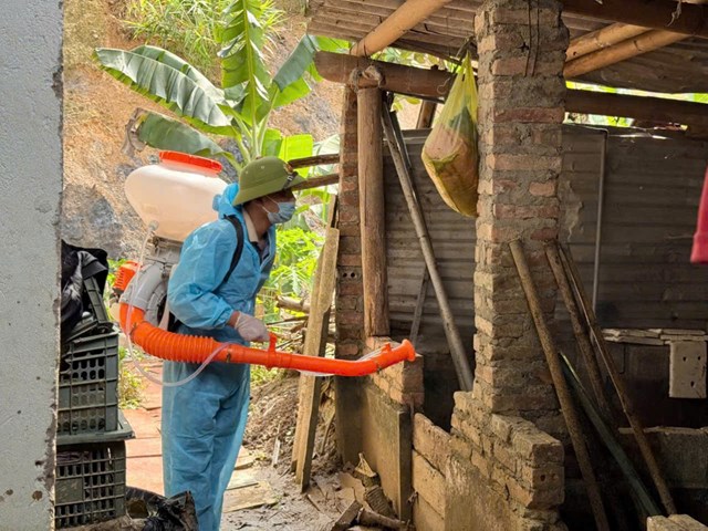 Đ&acirc;y l&agrave; hoạt động c&oacute; &yacute; nghĩa thiết thực nhằm ngăn ngừa c&aacute;c loại dịch bệnh truyền nhiễm, bảo vệ sức khỏe Nh&acirc;n d&acirc;n, đồng thời g&oacute;p phần sớm đưa cuộc sống của người d&acirc;n trở lại b&igrave;nh thường.