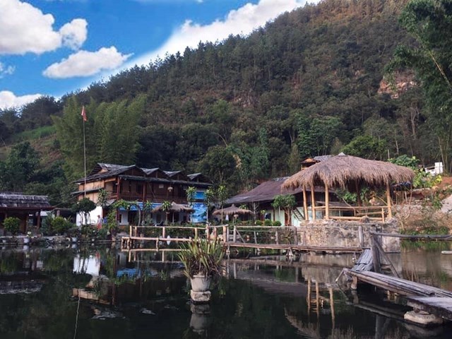 Homestay được xây dựng đạt tiêu chuẩn du lịch cộng đồng trên địa bàn xã Ngọc Chiến, huyện Mường La. Ảnh: Phi Long