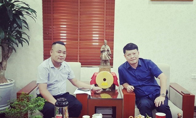 Ông Dương Quốc Lâm - Phó Bí thư Huyện ủy, Chủ tịch UBND huyện Thanh Thủy trao đổi với phóng viên về tình hìn